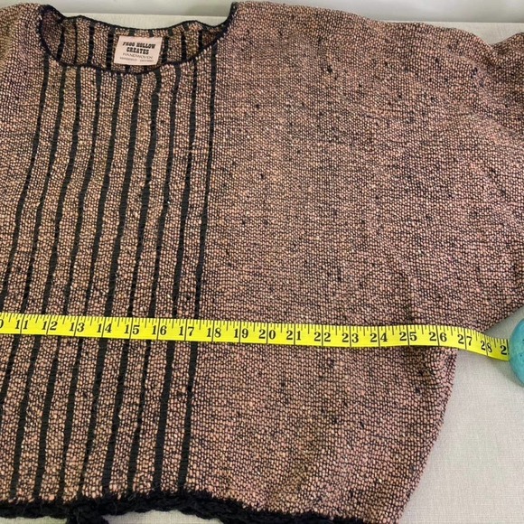 Frog Hollow Creates Handwoven Sweater - Picture 9 of 12